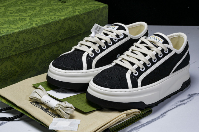 GUCC SNEAKER