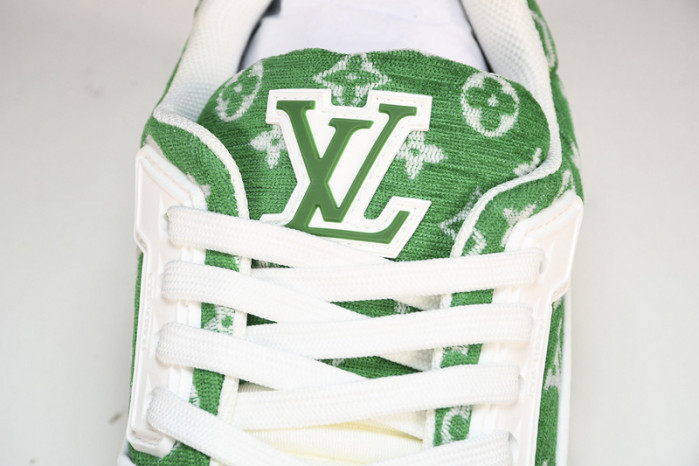 L&V SNEAKERS