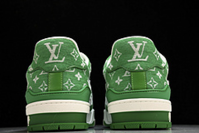 L&V SNEAKERS