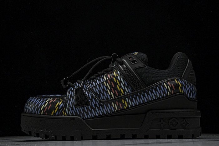 L&V SNEAKERS