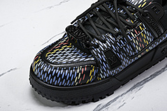 L&V SNEAKERS