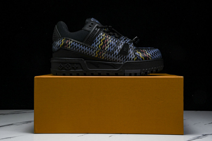 L&V SNEAKERS