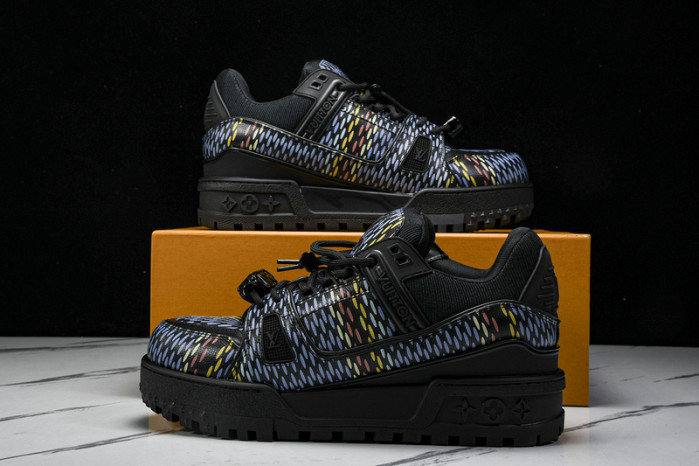 L&V SNEAKERS