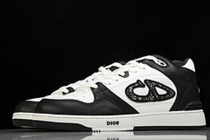 DI*O*R B57 PANKICK