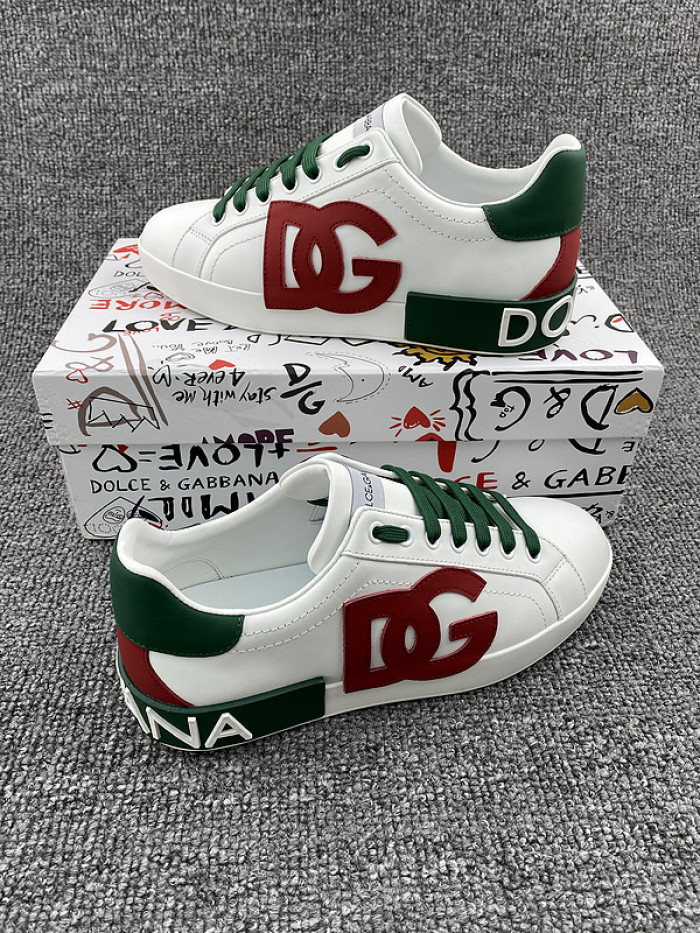 DG sneaker