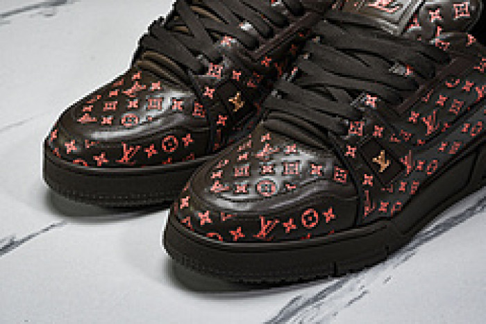L&V SNEAKERS