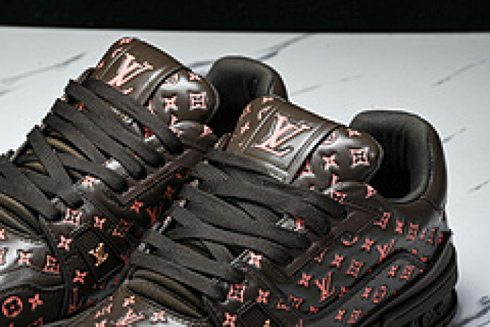 L&V SNEAKERS