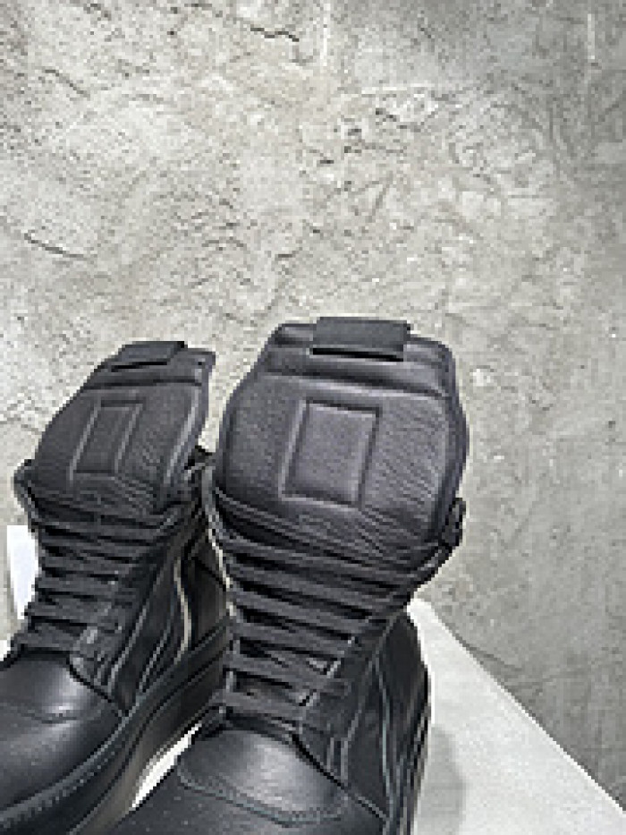RICK OWENS DRKSHDW