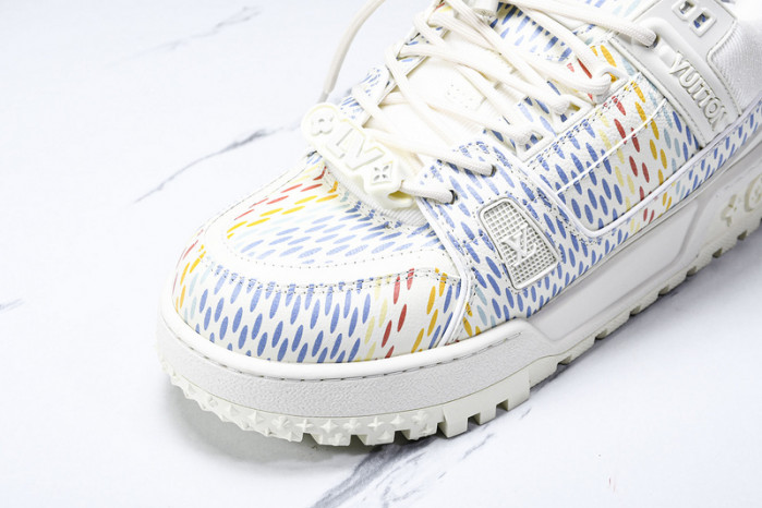 L&V SNEAKERS