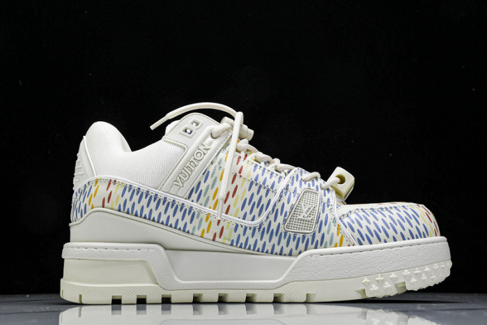 L&V SNEAKERS