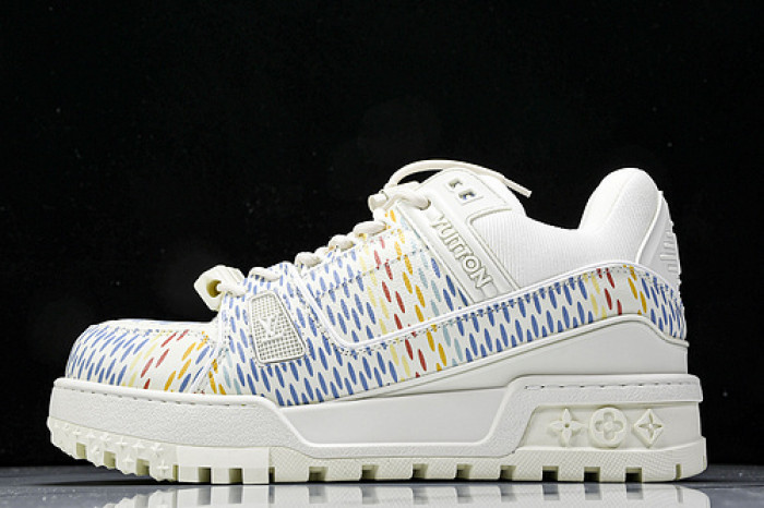 L&V SNEAKERS