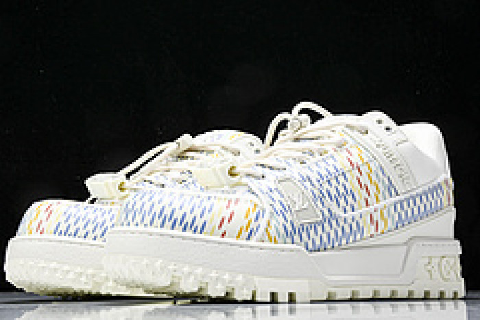L&V SNEAKERS