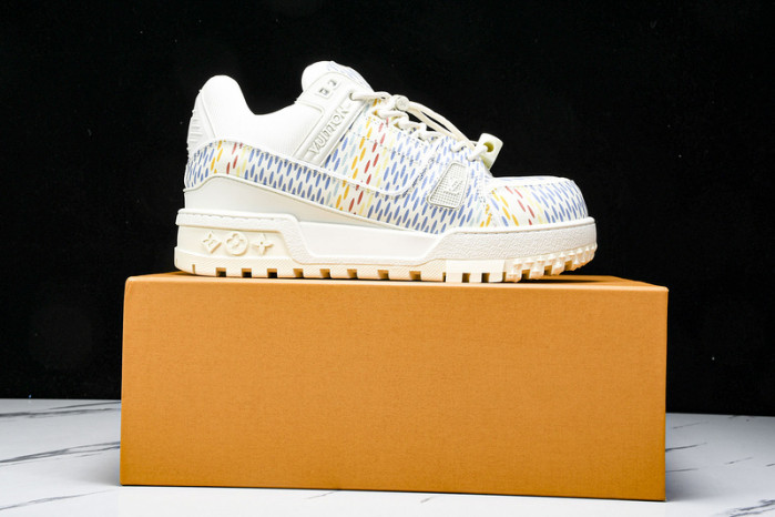 L&V SNEAKERS