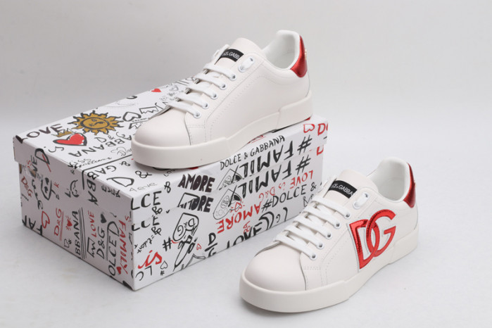 DG sneaker