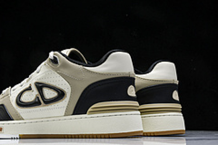 DI*O*R B57 PANKICK