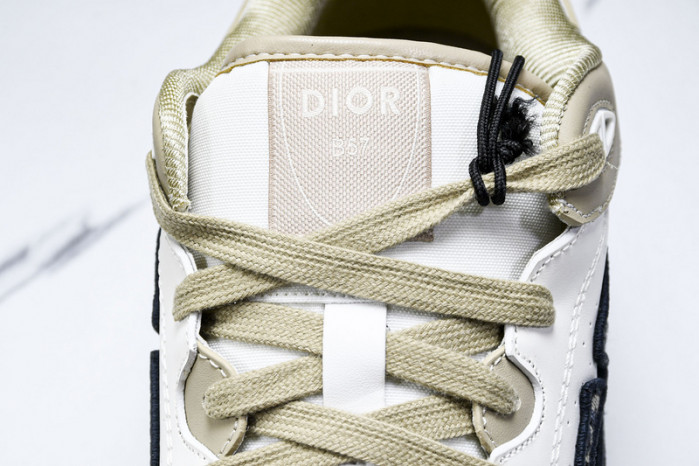 DI*O*R B57 PANKICK