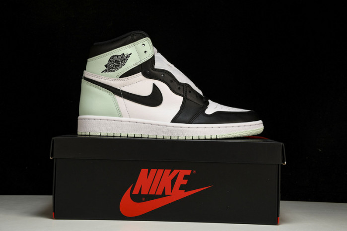 Air Jordan 1 Retro High OG NRG 61428 100