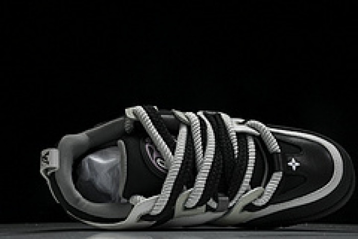 L&V SNEAKERS