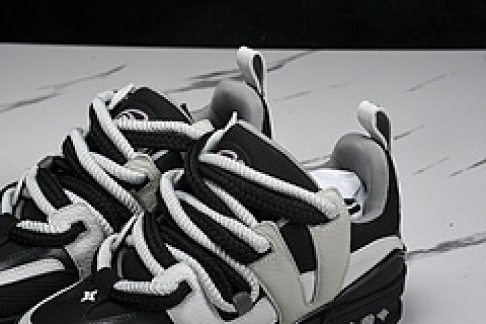 L&V SNEAKERS