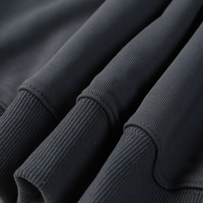SP5derr suits
