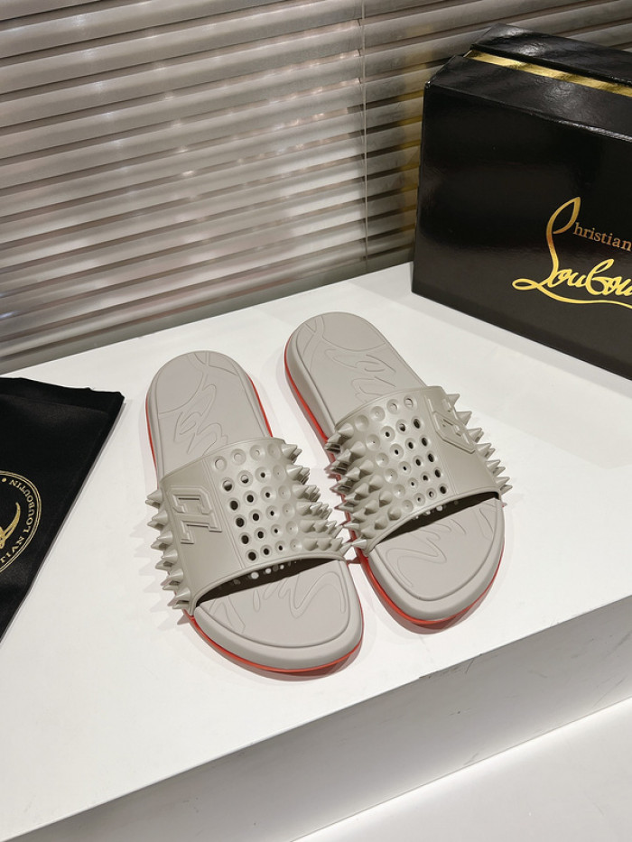 CL SLIPPERS