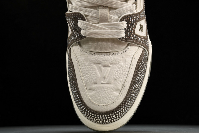 L&V SNEAKERS