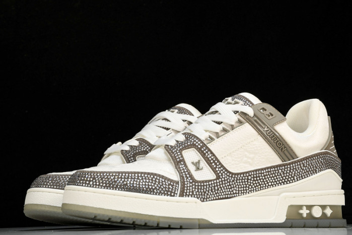 L&V SNEAKERS