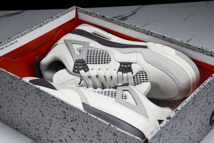 A Ma Maniere x Jordan Air Jordan 4 violet ore FZ4810-001