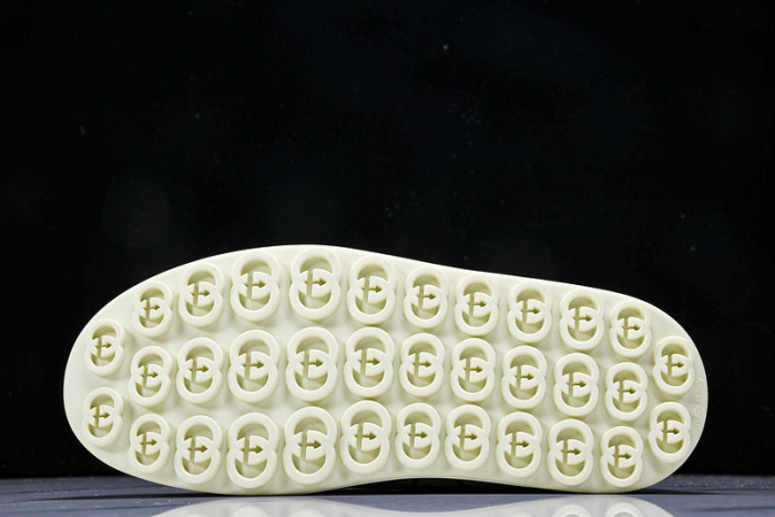 GUCC SNEAKER