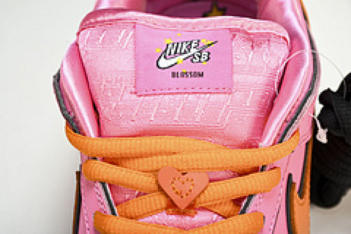 The Powerpuff Girls x NK Dunk SB Low FD2631-600