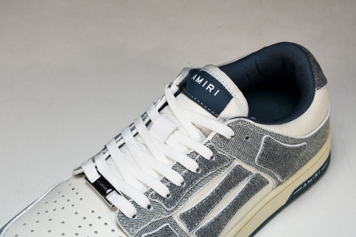 AM1R1 SNEAKERS