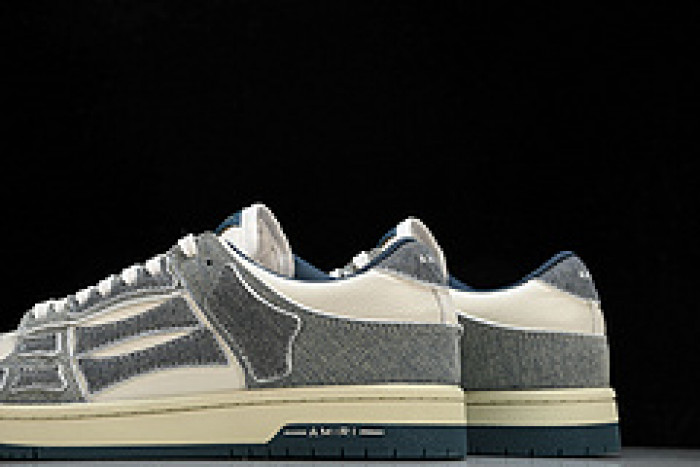AM1R1 SNEAKERS