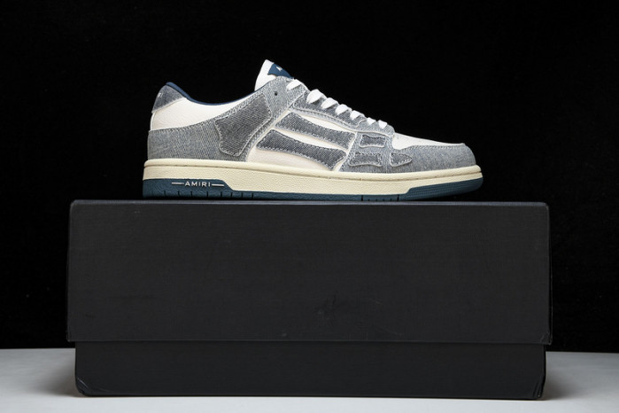 AM1R1 SNEAKERS