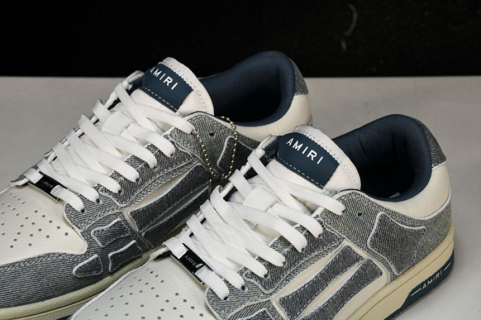 AM1R1 SNEAKERS