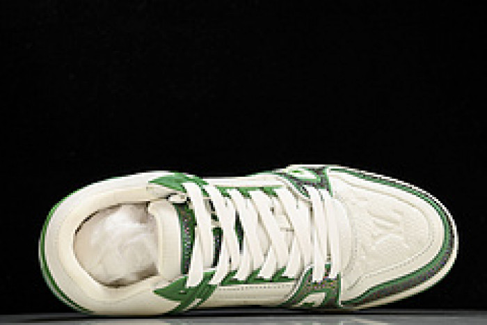 L&V SNEAKERS