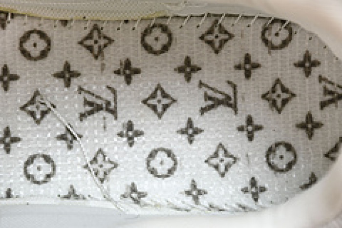 L&V SNEAKERS
