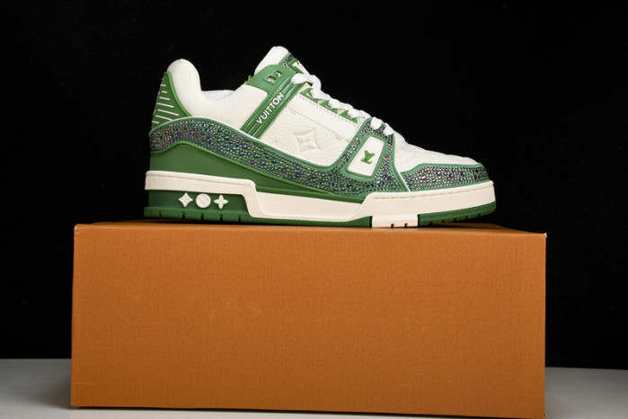 L&V SNEAKERS