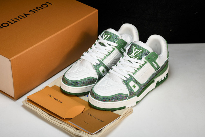 L&V SNEAKERS
