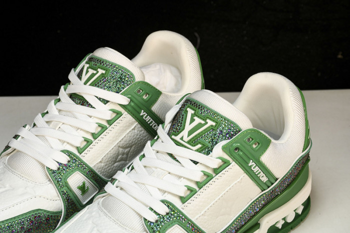 L&V SNEAKERS