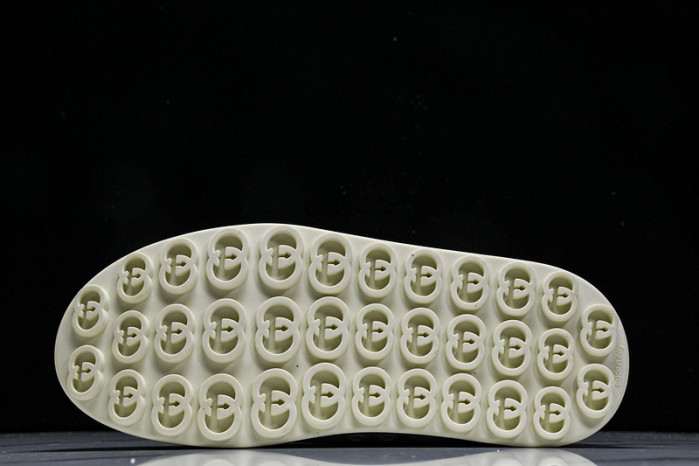GUCC SNEAKER