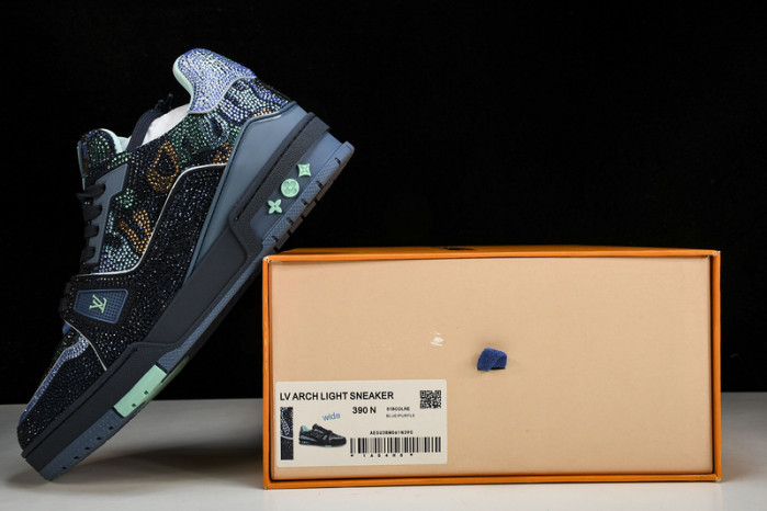 L&V SNEAKERS