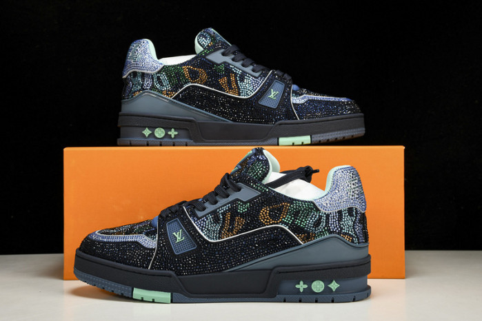 L&V SNEAKERS