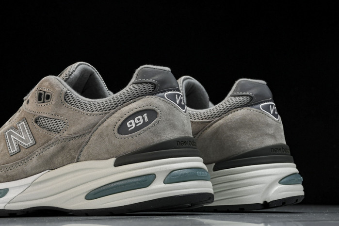 New Balance U991GL2