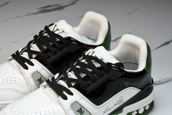 L&V SNEAKERS