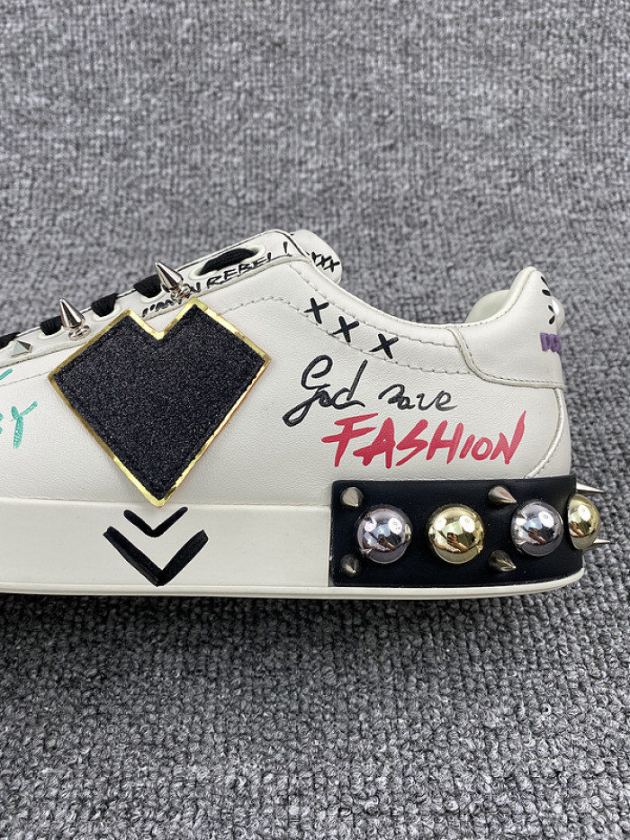 DG sneaker
