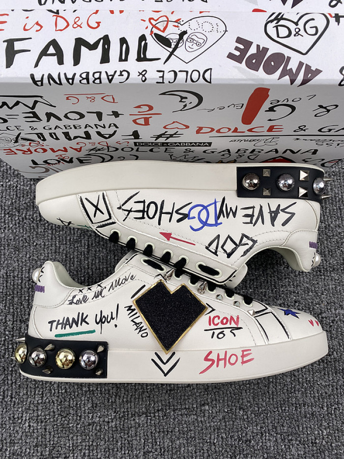 DG sneaker