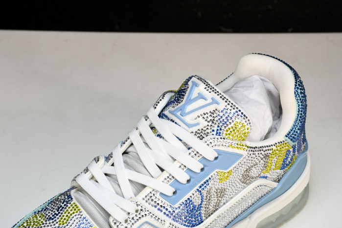 L&V SNEAKERS
