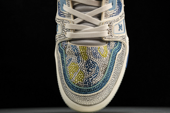 L&V SNEAKERS