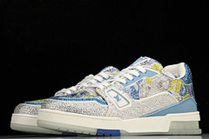 L&V SNEAKERS