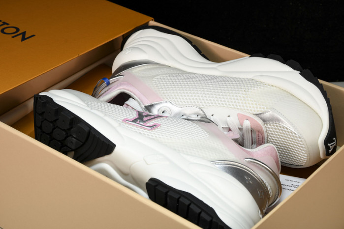L&V SNEAKERS
